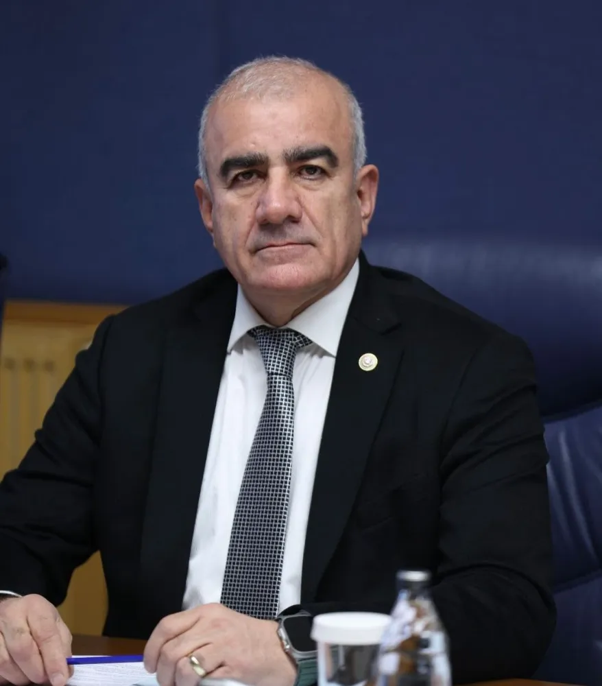 ÖZHAN: “BESNİ’MİZ İÇİN ÇALIŞMAYA DEVAM EDİYORUZ” 