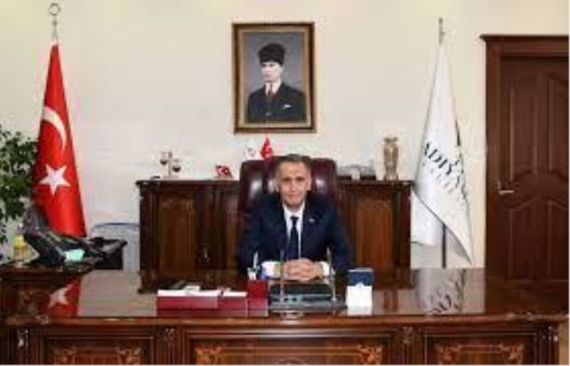 VALİ ÇUHADAR;<br>