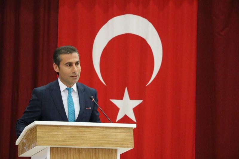 Fikret Keleş 2022-2023 eğitim-öğretim yılı okul sporları değerlendirme toplantısı Adıyaman’da yapıldı.